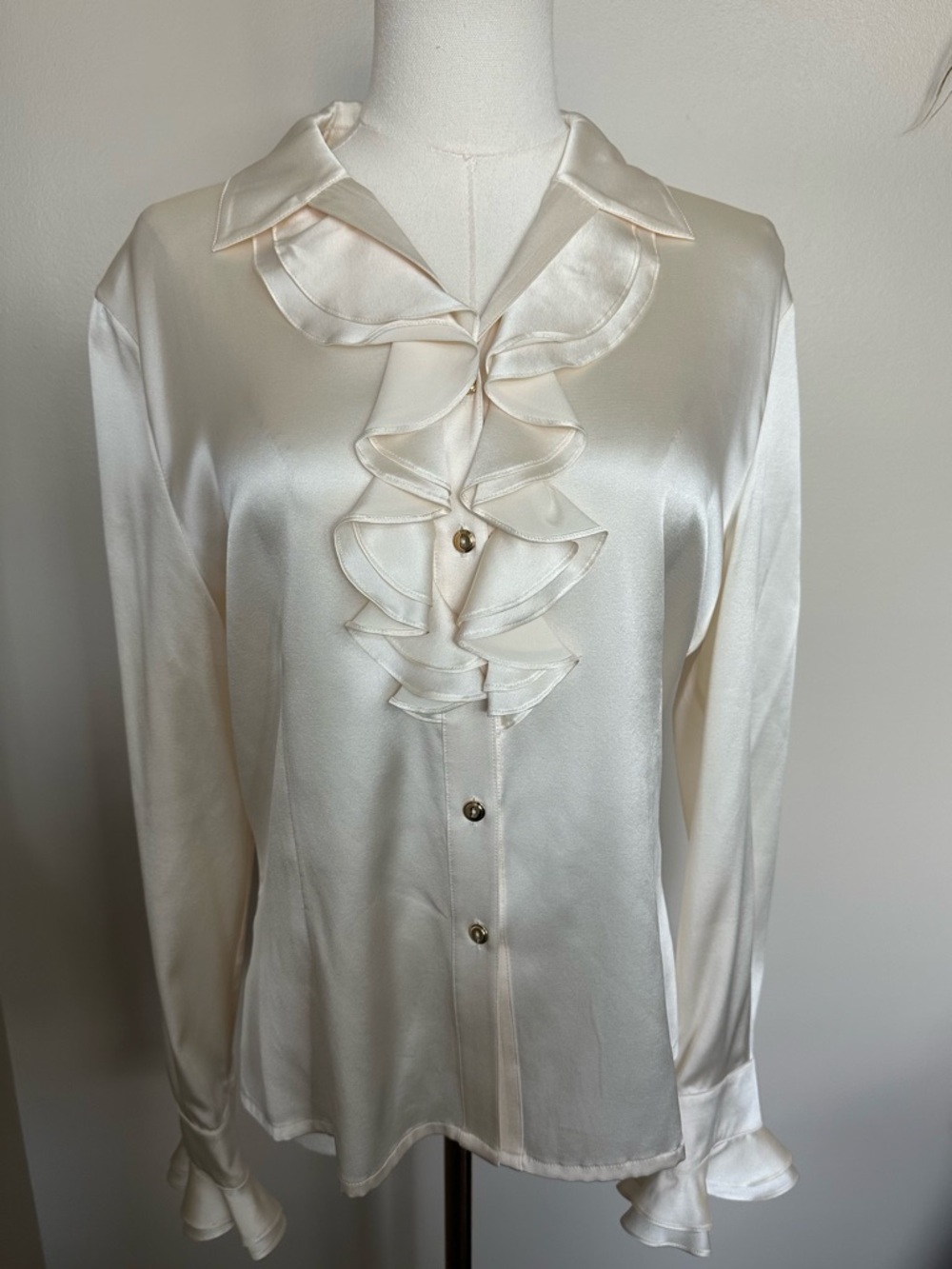 St. John Marie Gray Cream Silk Ruffle Blouse NWOT 6